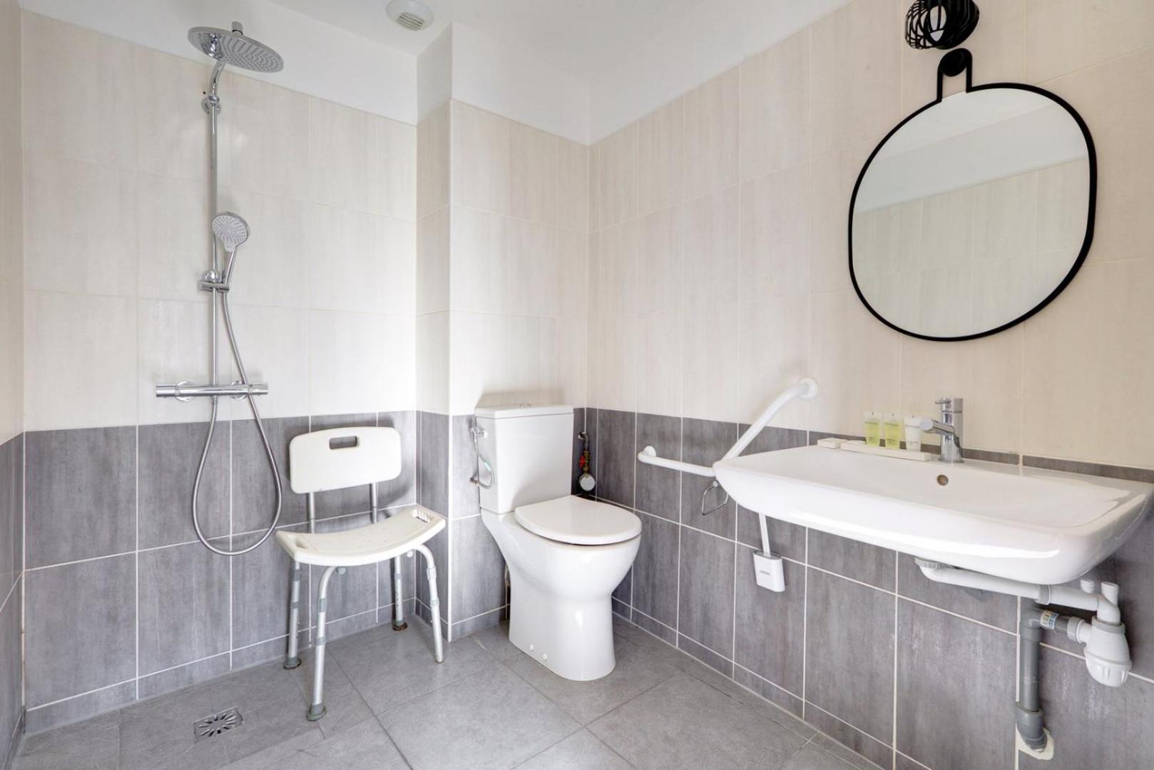 801 Suite Luxurys - Superbe Appartement Bagnolet Exteriör bild
